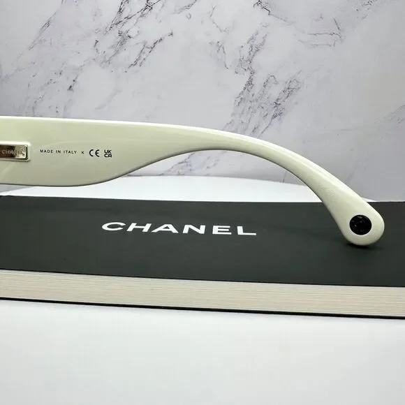 New CHANEL Sunglasses - Picture 8 of 16